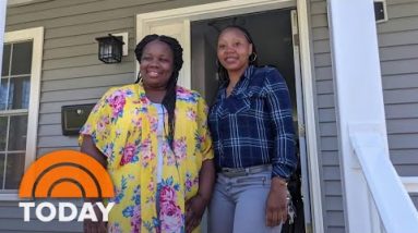 How one homeowner helps neighbors within the dwelling-shopping for job