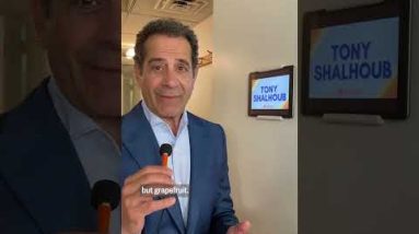 What’s #TonyShalhoub’s morning routine?