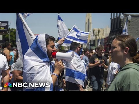 Protesters conflict outdoor of West L.A. synagogue